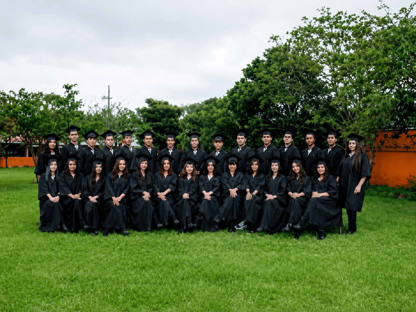 Fotografía grupal de graduación Costa Rica